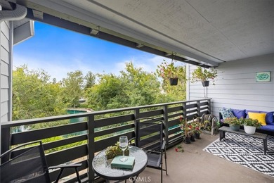 MOVE-IN READY, STAIRLESS, LAKESIDE retreat in the highly - photo 22