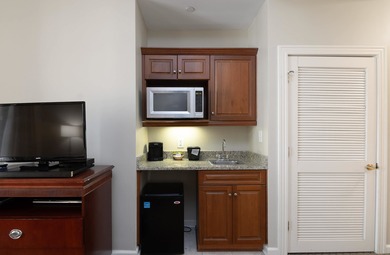 Welcome to a rare Club Floor, direct oceanfront lock-out