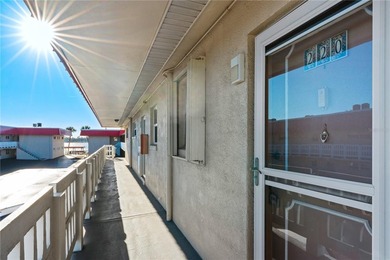 Experience effortless riverfront living at Riverside Condos in - photo 3