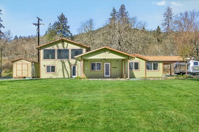 Rogue River Home For Sale in Grants Pass Oregon