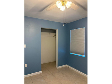 Mid-Centurymodern Duplex! Excellent Location! Walk to the - photo 6