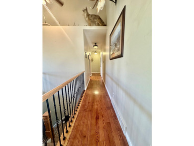 Welcome to this beautifully maintained all-brick lakefront home - photo 15