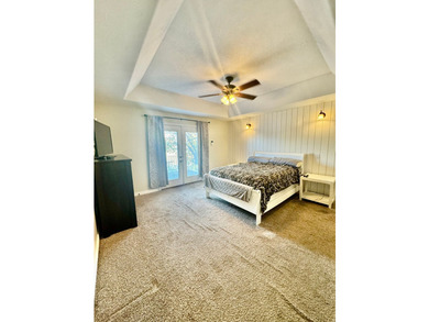 Welcome to this beautifully maintained all-brick lakefront home - photo 23