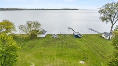 On Green Lakes coveted east shore, this brand new 8,000+ sq ft - photo 4