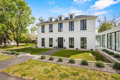 On Green Lakes coveted east shore, this brand new 8,000+ sq ft - photo 6