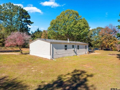 Private 6.75-Acre Retreat with Updated 3BR/2BA Home - Move-In - photo 9