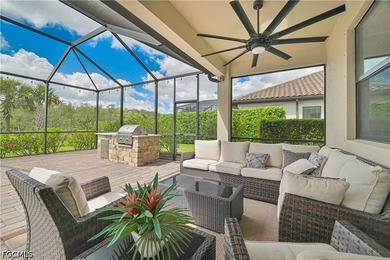 Experience elevated SOUTHWEST FLORIDA LIVING in this IMMACULATE - photo 9