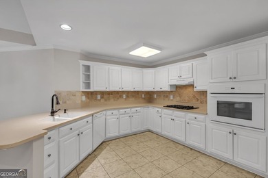 Welcome home to this beautifully maintained 3-sided brick ranch - photo 15