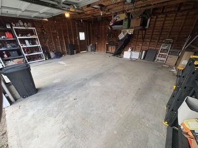 Completely reimagined from the inside out, 422 Peltoma blends - photo 26