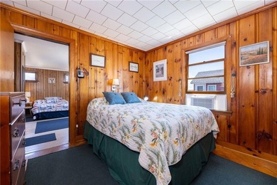 MISQUAMICUT BEACH cottage set on 0.42 acres, currently - photo 29