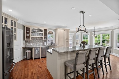 Custom, custom, custom - this extraordinary lakefront retreat is - photo 32
