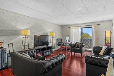 Fantastic condo for sale at Hamilton Bay Condominiums: spacious - photo 5