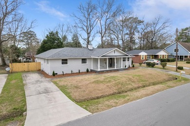 This wonderful renovated, turnkey home features 5 spacious - photo 3