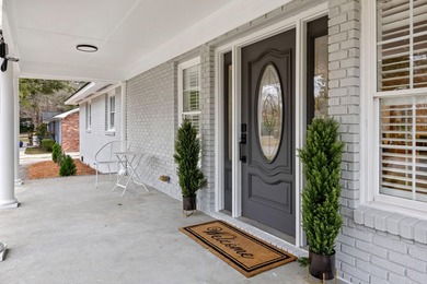 This wonderful renovated, turnkey home features 5 spacious - photo 4