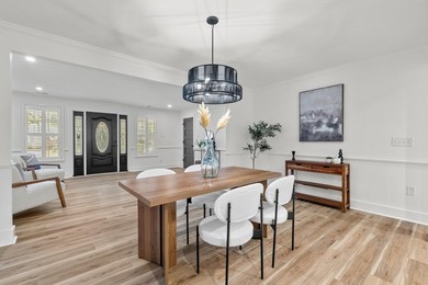 This wonderful renovated, turnkey home features 5 spacious - photo 10