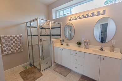 Experience the perfect blend of privacy and style in this - photo 12