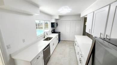Welcome to this charming single-story residence in Orange - photo 27