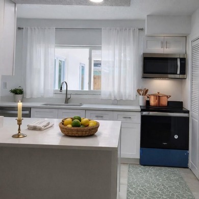 Welcome to this charming single-story residence in Orange - photo 28