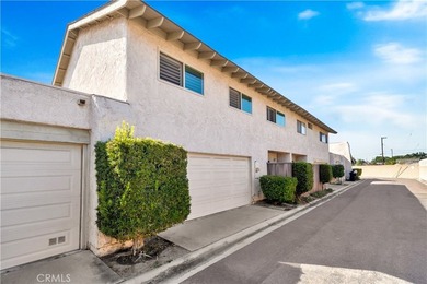 Fully remodeled 3 bedroom with attached large office/bedroom off - photo 29