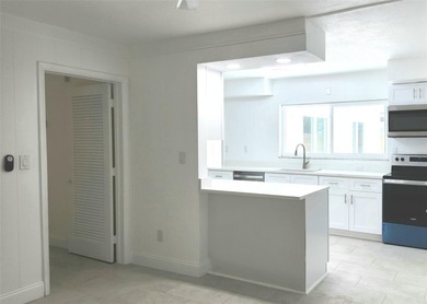 Welcome to this charming single-story residence in Orange - photo 30