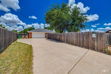 Welcome home to this well-priced 3 bedroom, 2 bath gem in - photo 32