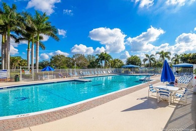Experience the perfect blend of privacy and style in this - photo 36