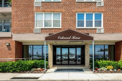 Coastal charm meets modern elegance in this beautifully - photo 1