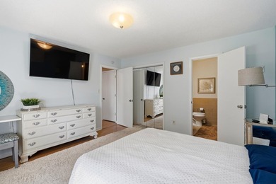 **Rare Coastal Retreat in The Avenues | 411 Sunset Trail | - photo 10