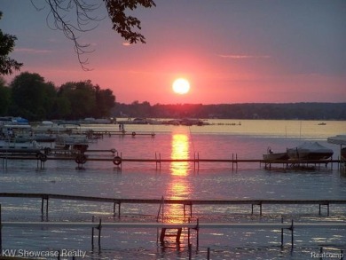 Lake Home For Sale in Houghton Lake, Michigan