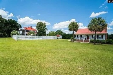 Extraordinary Country Estate featuring a magnificent 1920s - photo 14