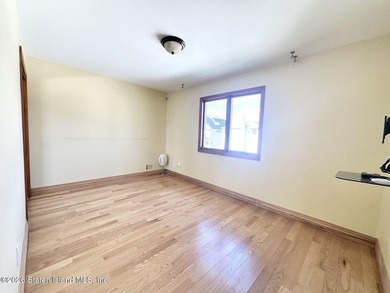 Welcome to 197 Slater Boulevard, a beautifully maintained - photo 15