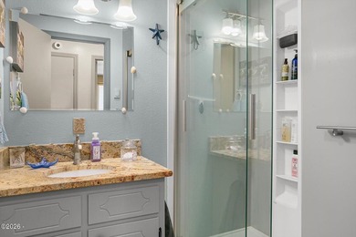 Enjoy easy coastal living in this beautifully maintained - photo 20