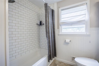 You won't find better value than what this conveniently located - photo 22
