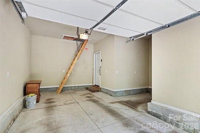 Huntersville's best kept secret and HIDDEN GEM. This 2-bedroom 2 - photo 23