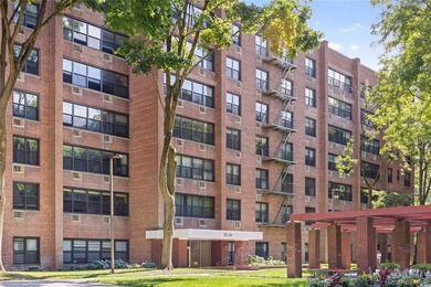 Welcome to one of Windsor Park's most exceptional residences-a - photo 26
