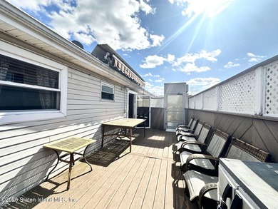 Welcome to 197 Slater Boulevard, a beautifully maintained - photo 27