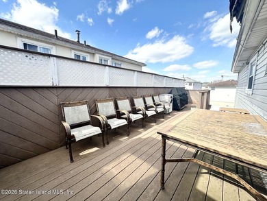 Welcome to 197 Slater Boulevard, a beautifully maintained - photo 30