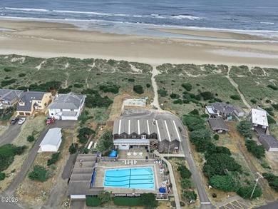 Enjoy easy coastal living in this beautifully maintained - photo 39