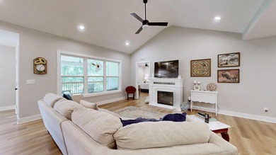 Waterfront living at an accessible price in this nearly new home - photo 7