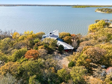 Lake Lewisville Home For Sale in Oak Point Texas