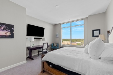 Experience five-star resort living in this luxurious 2 bedroom