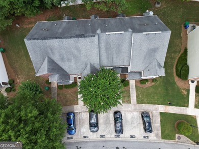 Welcome home to Snapfinger Manor in a quiet gated community east - photo 14