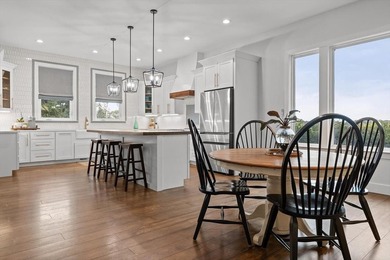 Welcome to 9962 Caseview Dr in sought-after Grove Park at - photo 22