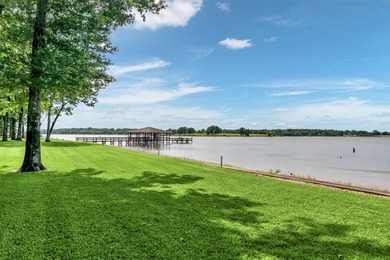 Waterfront dreams begin on legendary Lake Fork home of - photo 31