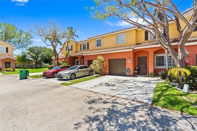 Beautiful 3-bedroom, 2.5-bathroom townhome located in a - photo 3
