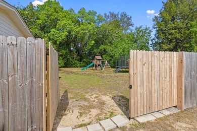 Tucked away just moments from the water in Choctaw Beach, this - photo 48