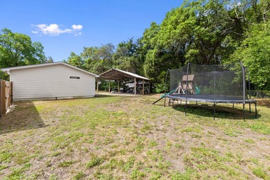 Tucked away just moments from the water in Choctaw Beach, this - photo 49