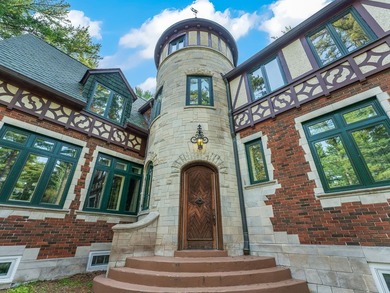 EAGLE RIVER CHAIN COMPOUND/ESTATE. Nestled on 5.93 acres of - photo 10