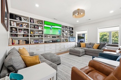 Experience the ultimate waterfront lifestyle in this stunning - photo 5