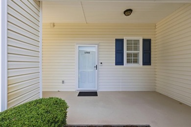Welcome to easy coastal living in the highly desirable Carolina - photo 2